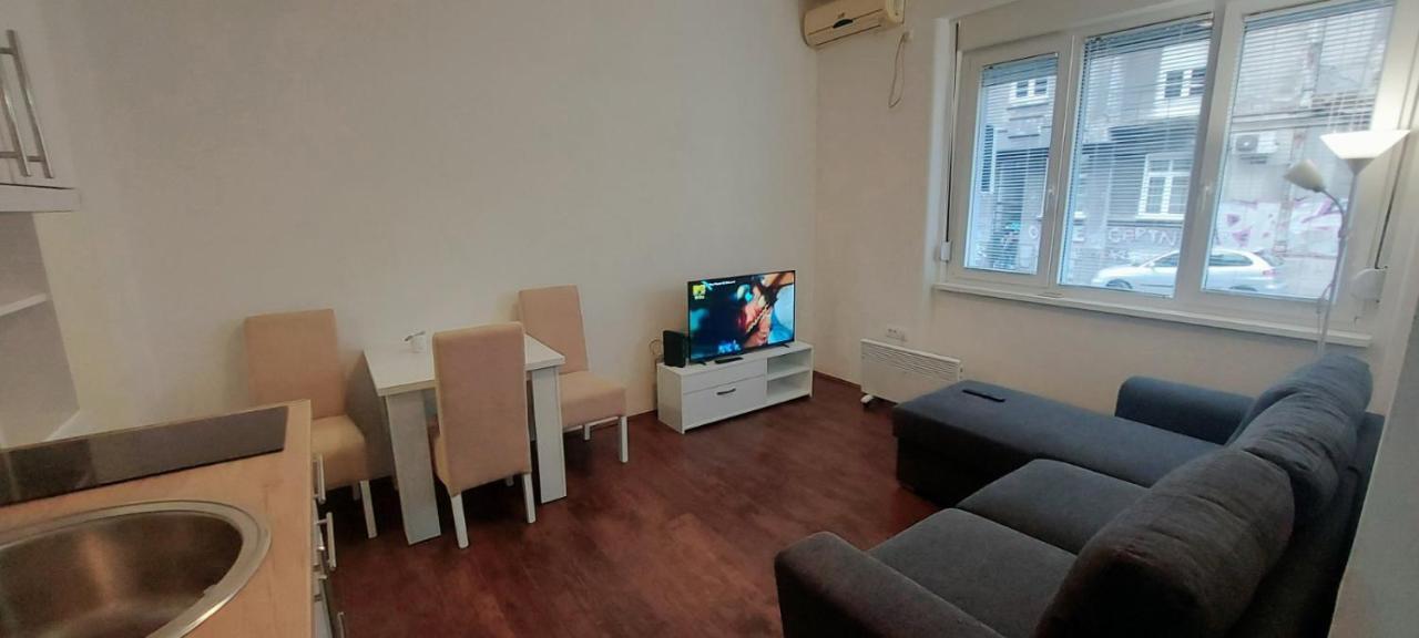 Zeleni Venac Studio & Apartment Belgrad Exterior foto